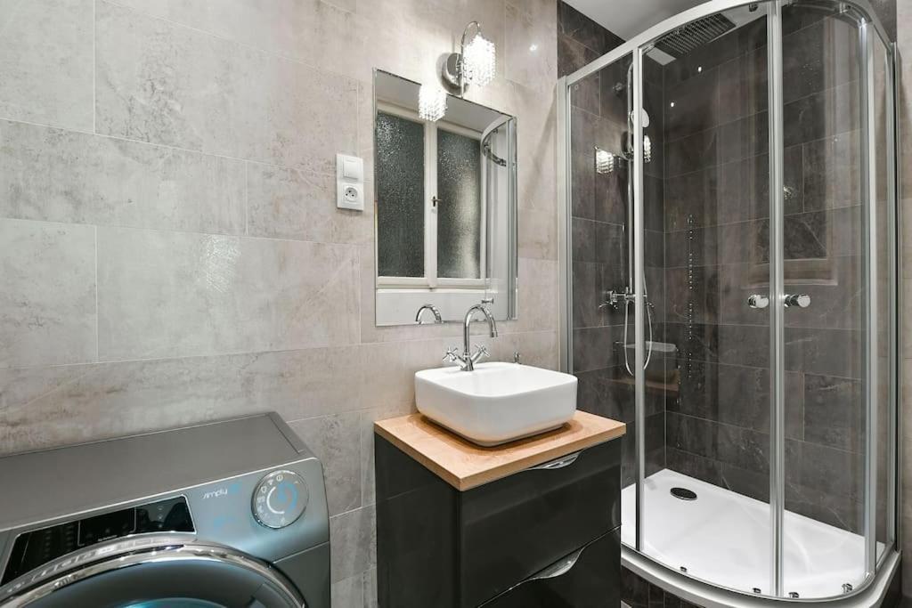Luxury 3bedrs 2baths By Old Town Square Prague