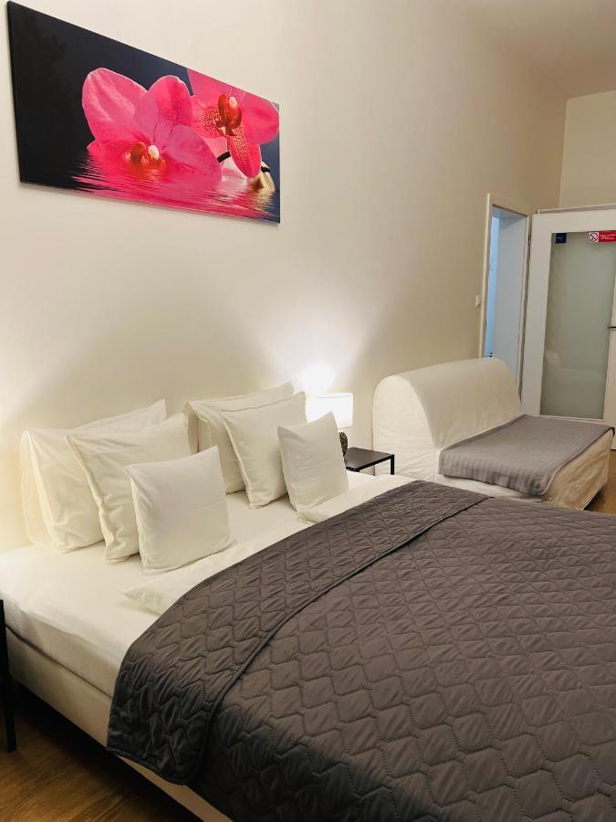Maria - Free Parking Apartment Prague