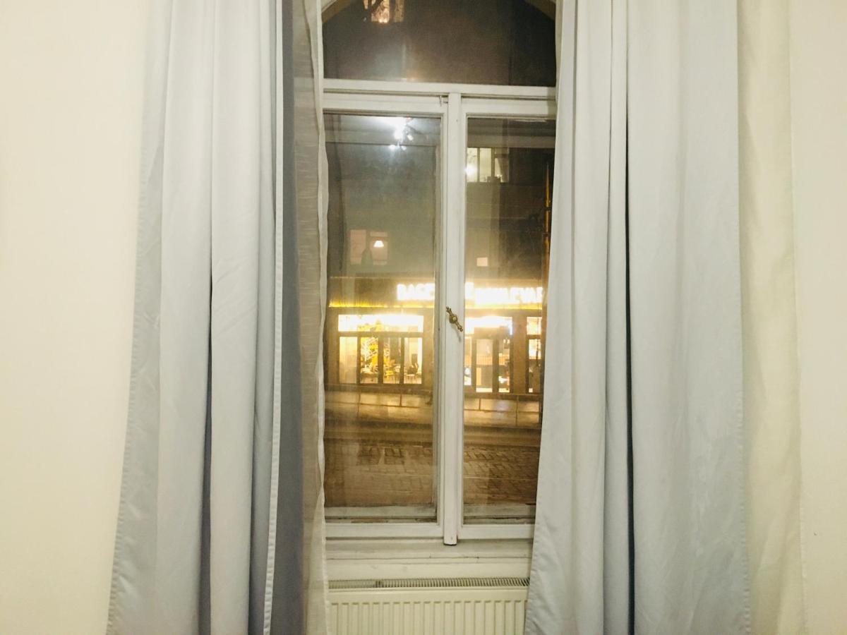 Guest house Hotelflat In Square 2 *