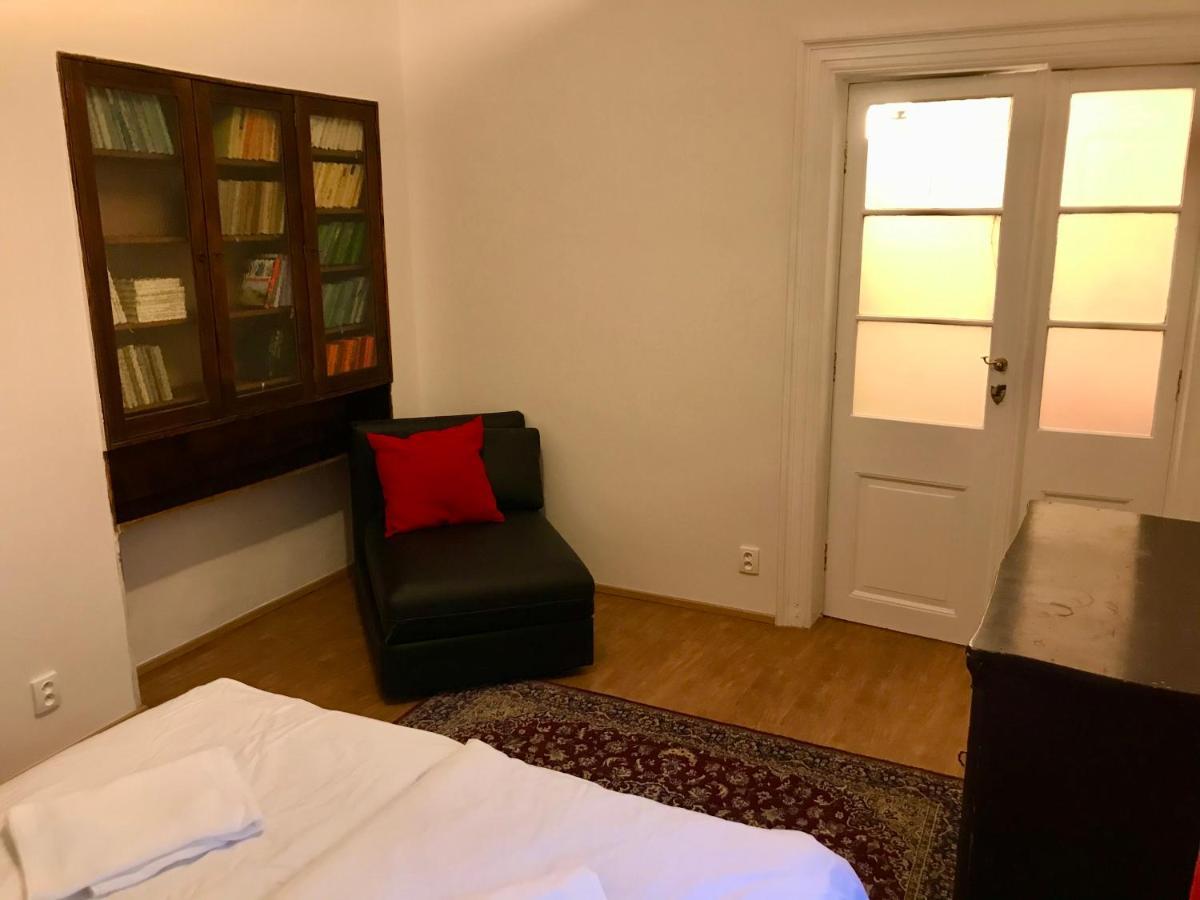 Kristian's Old Town Sq. Apartment