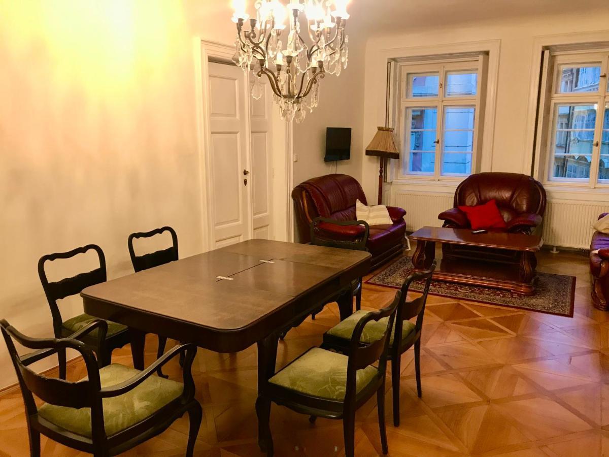 Kristian's Old Town Sq. Apartment *