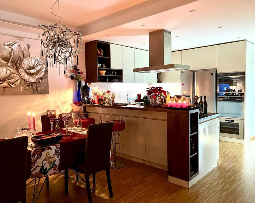 Romantic Stay Overlooking Prague * Prague