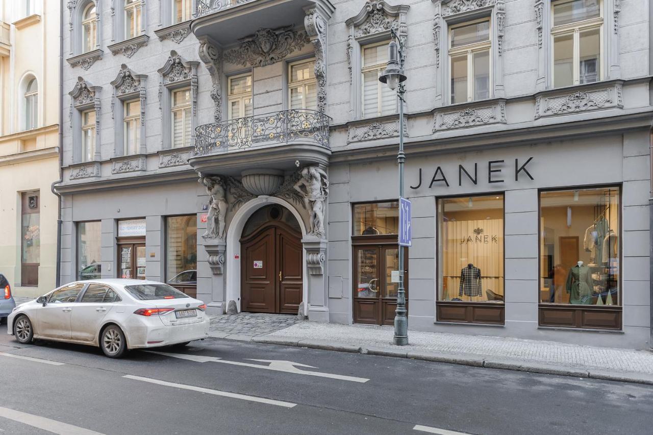 Superior Near Dlouha Street * Prague