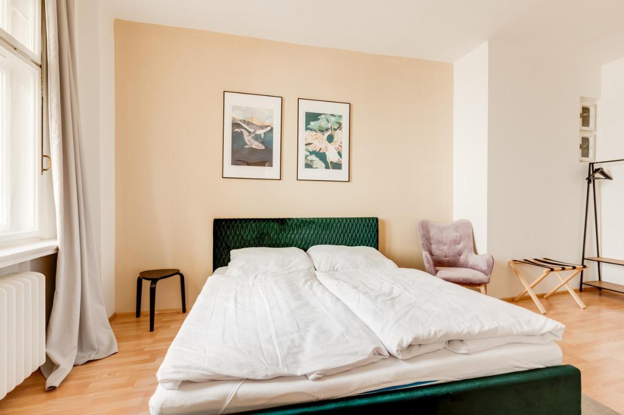 Aparthotel Riben House *