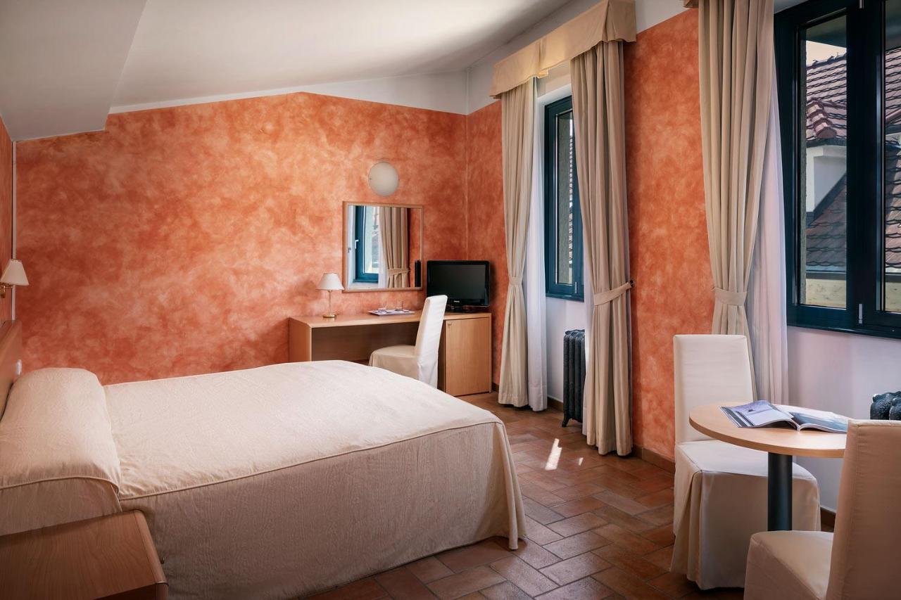Roma Otel 4*