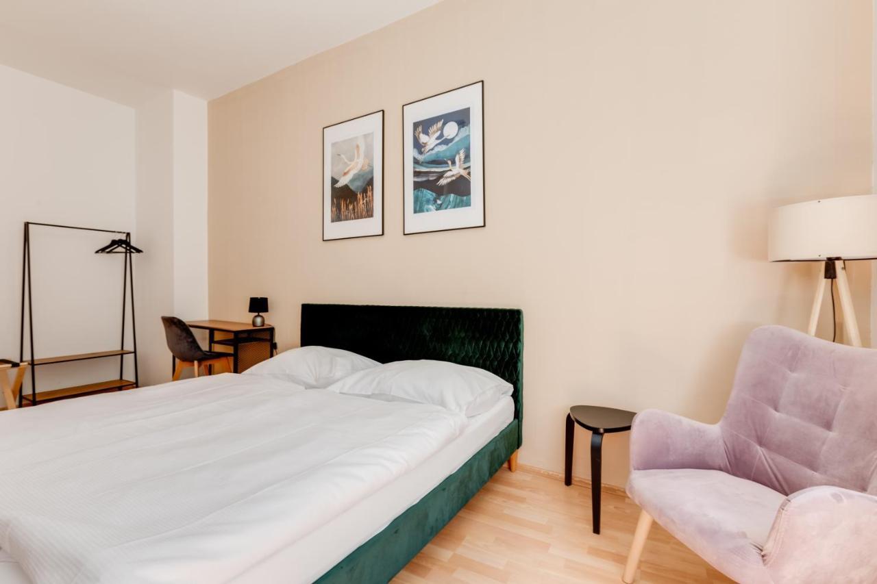 Riben House Aparthotel