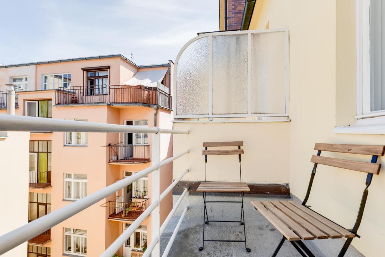 Aparthotel Riben House *