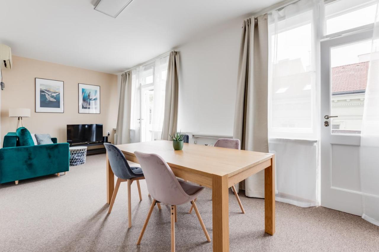 Aparthotel Riben House *
