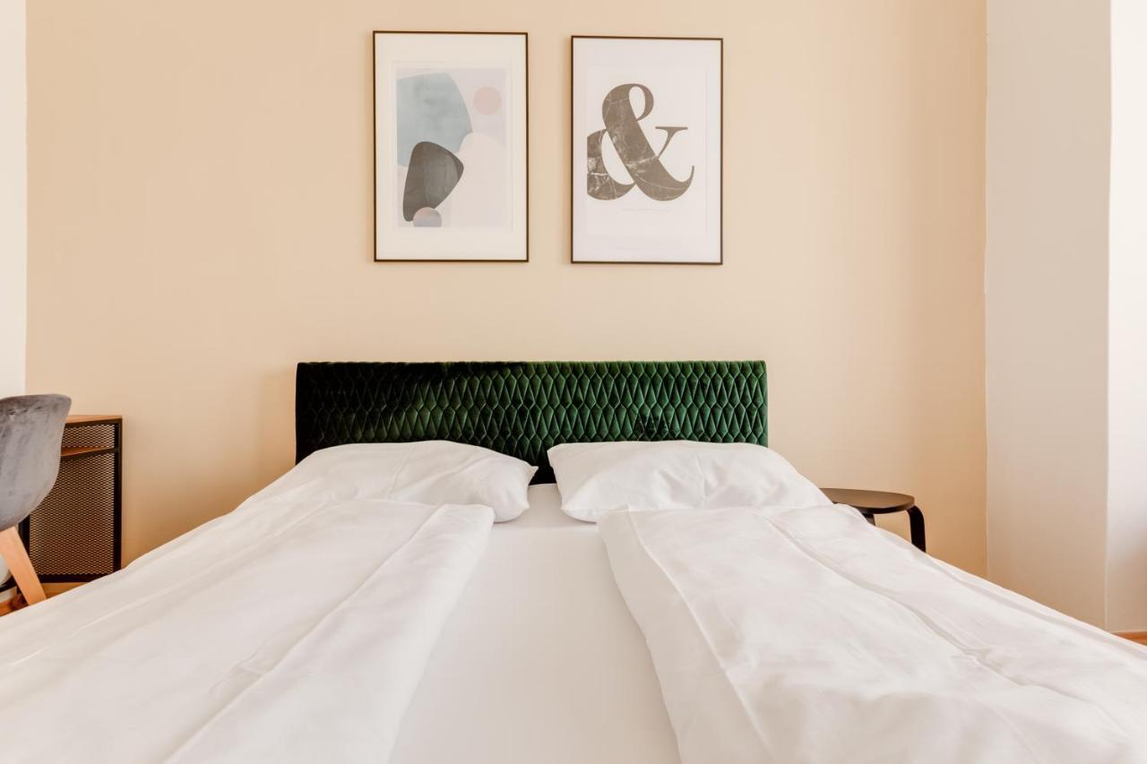 Aparthotel Riben House *
