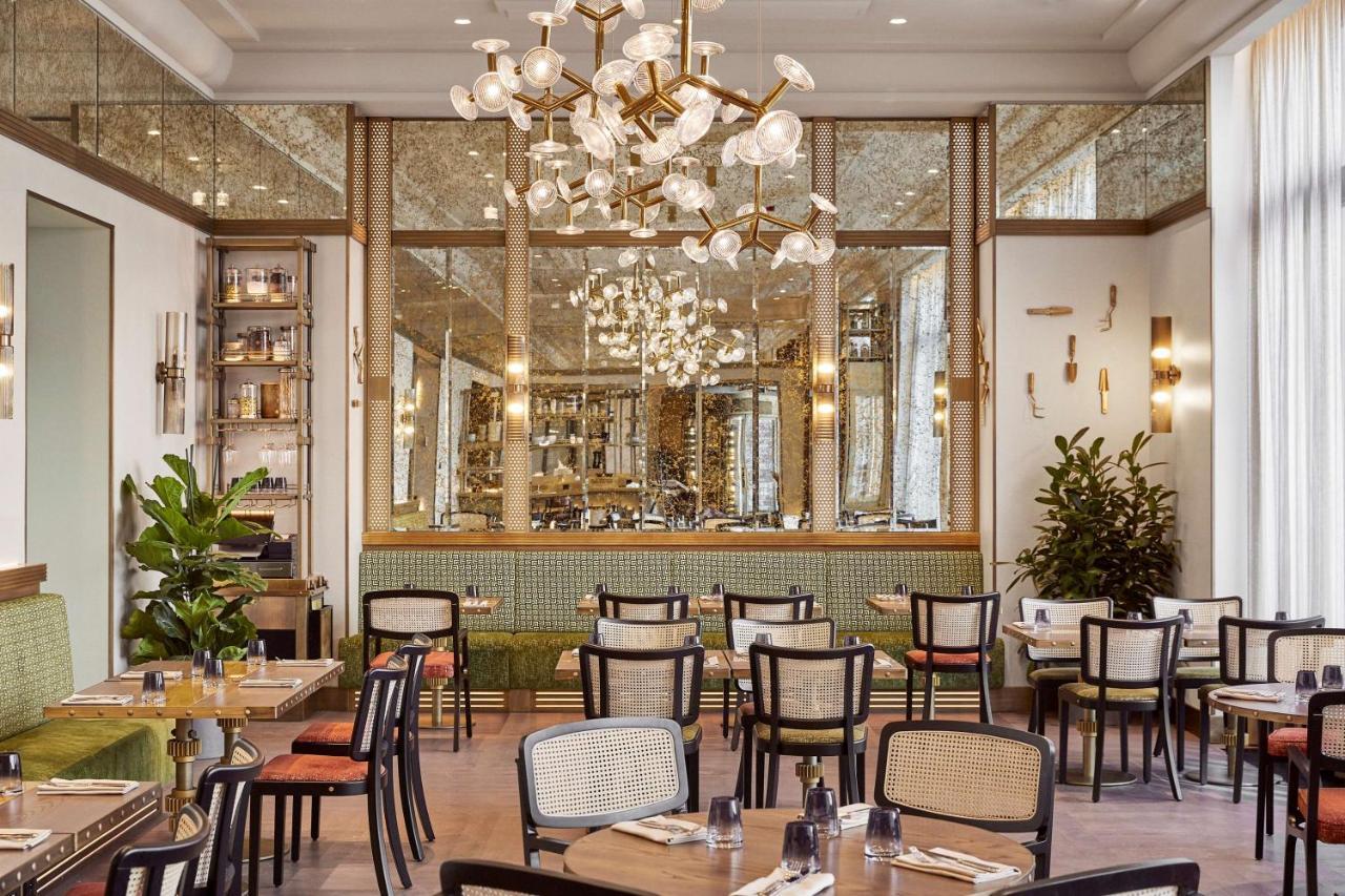 Andaz Prague, By Hyatt Praga