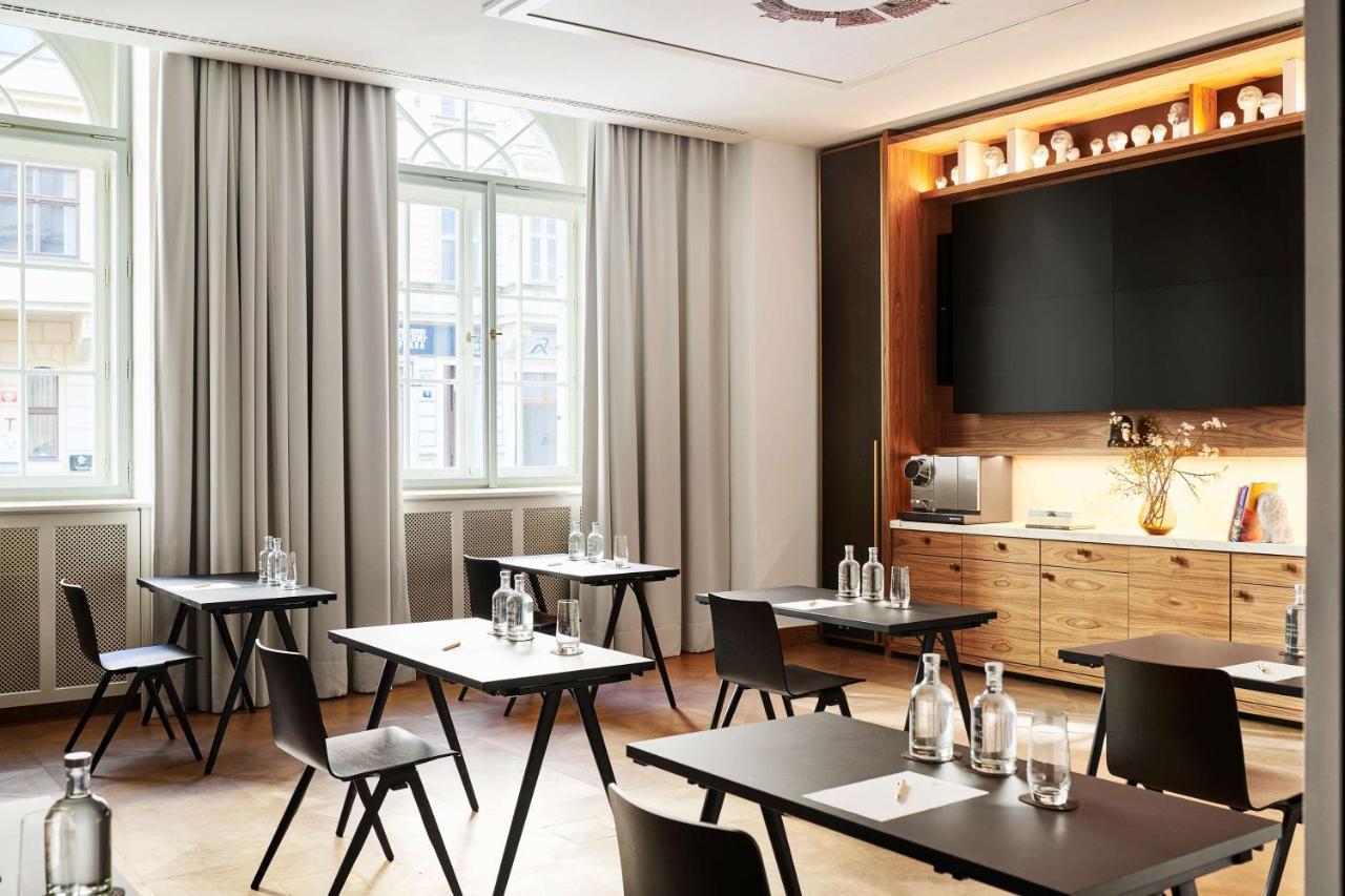 Andaz Prague, By Hyatt Otel 5*