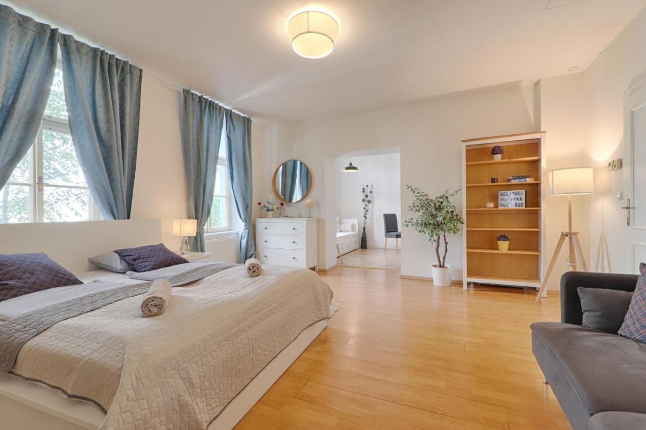 Apartamento Aparts By The Bridge Praga
