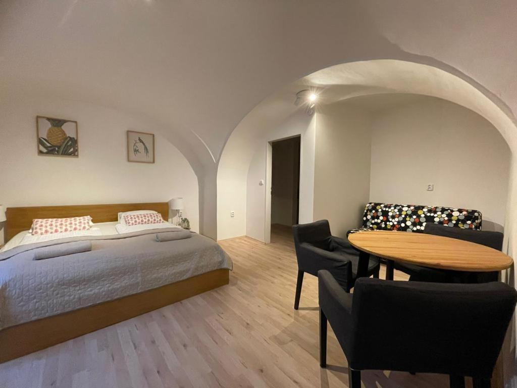 Apartamento Aparts By The Bridge Praga