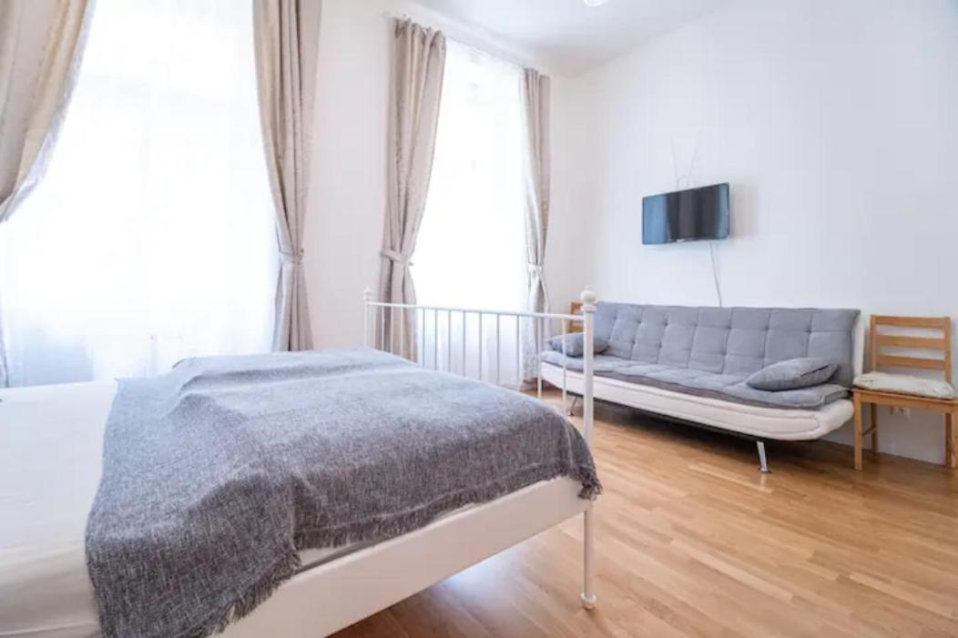 Appartement Favorite In The Center Of 1