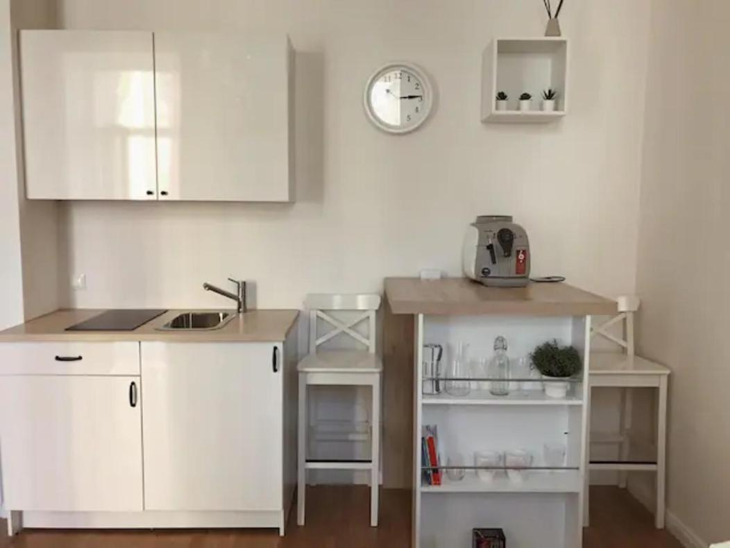 Appartement Favorite In The Center Of 1 *