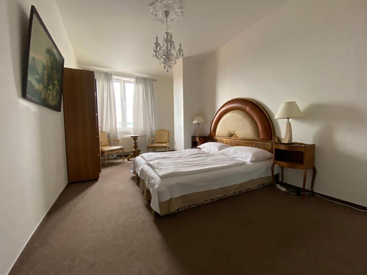 Bank Invest Apartmens - Old Town * Prague