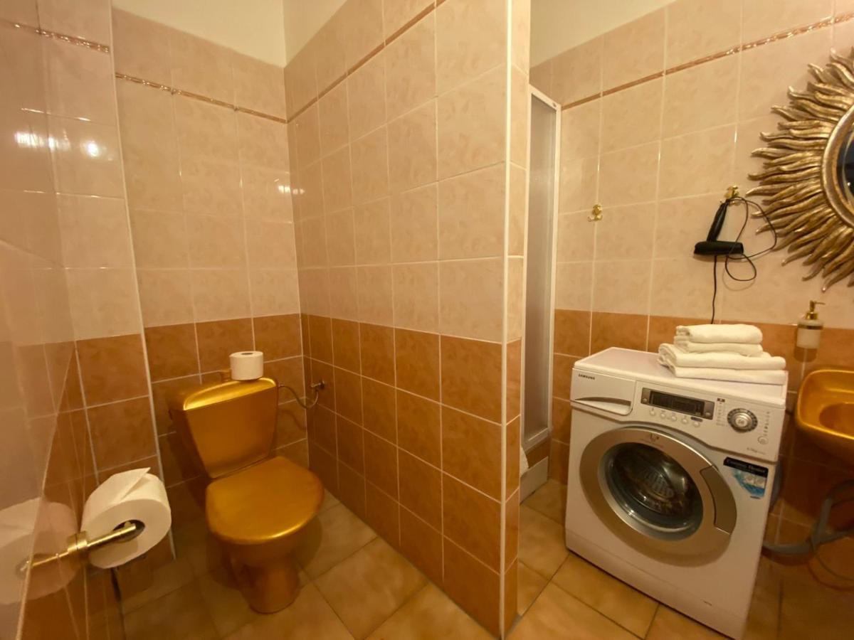 Bank Invest Apartmens - Old Town Praga