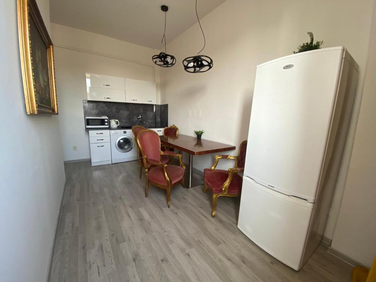 Bank Invest Apartmens - Old Town * Prague