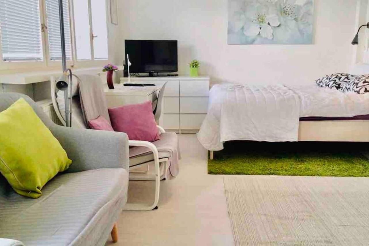 Lovely In Centre 1 Apartment