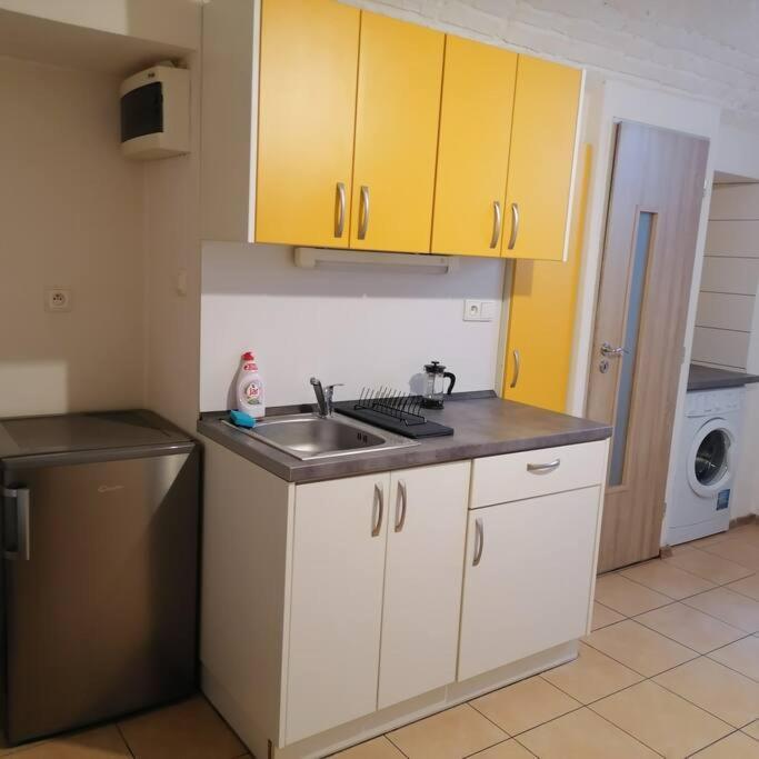 Apartamento Basement In The City Center!! *