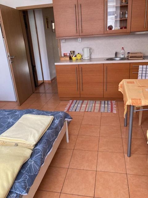 5 Aparthotel 3*