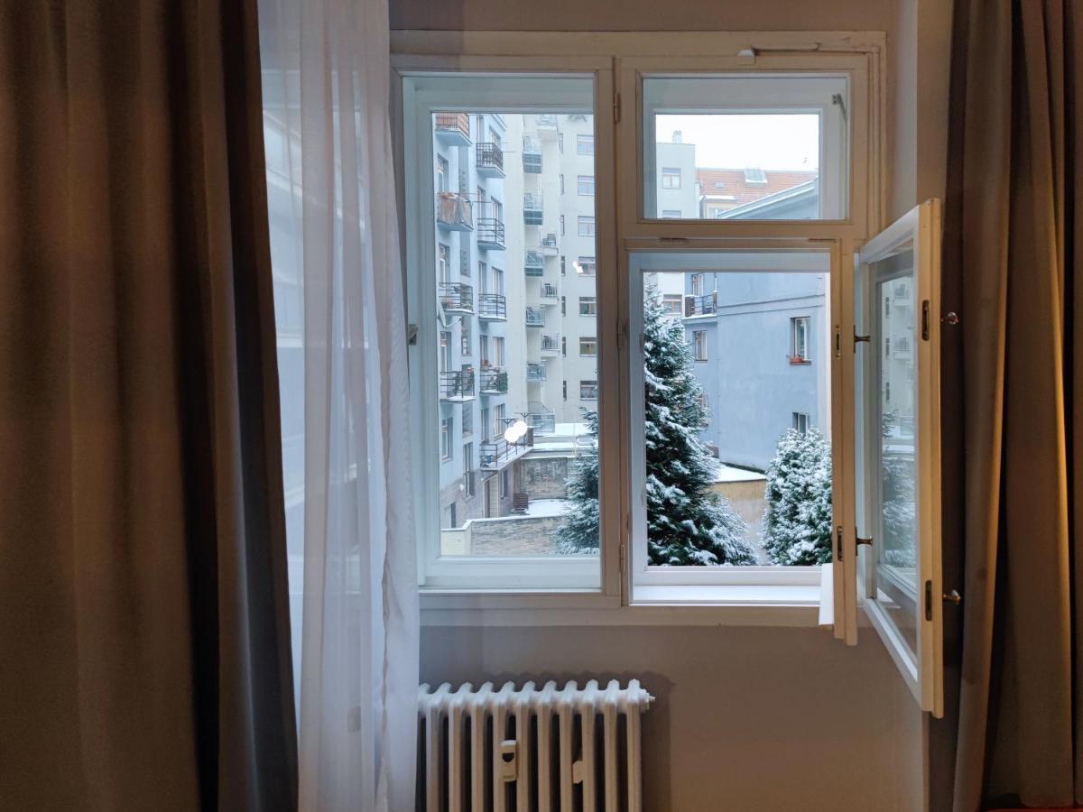 Loong Refresh Old Town Prag