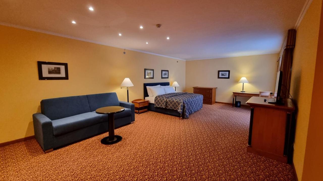 Savoy 4* Prague