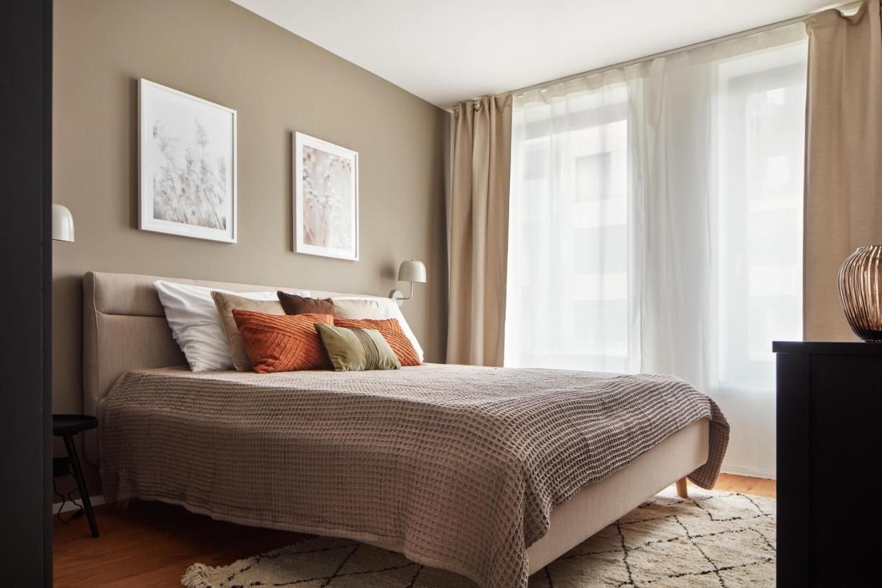 Days - Designer Apts - Garage - Terrace - Easy Access Praga