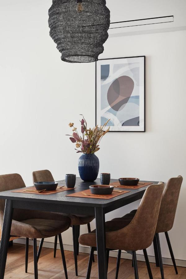 Appartement Days - Stylish With Terrace - Parking - Quiet Area Prague