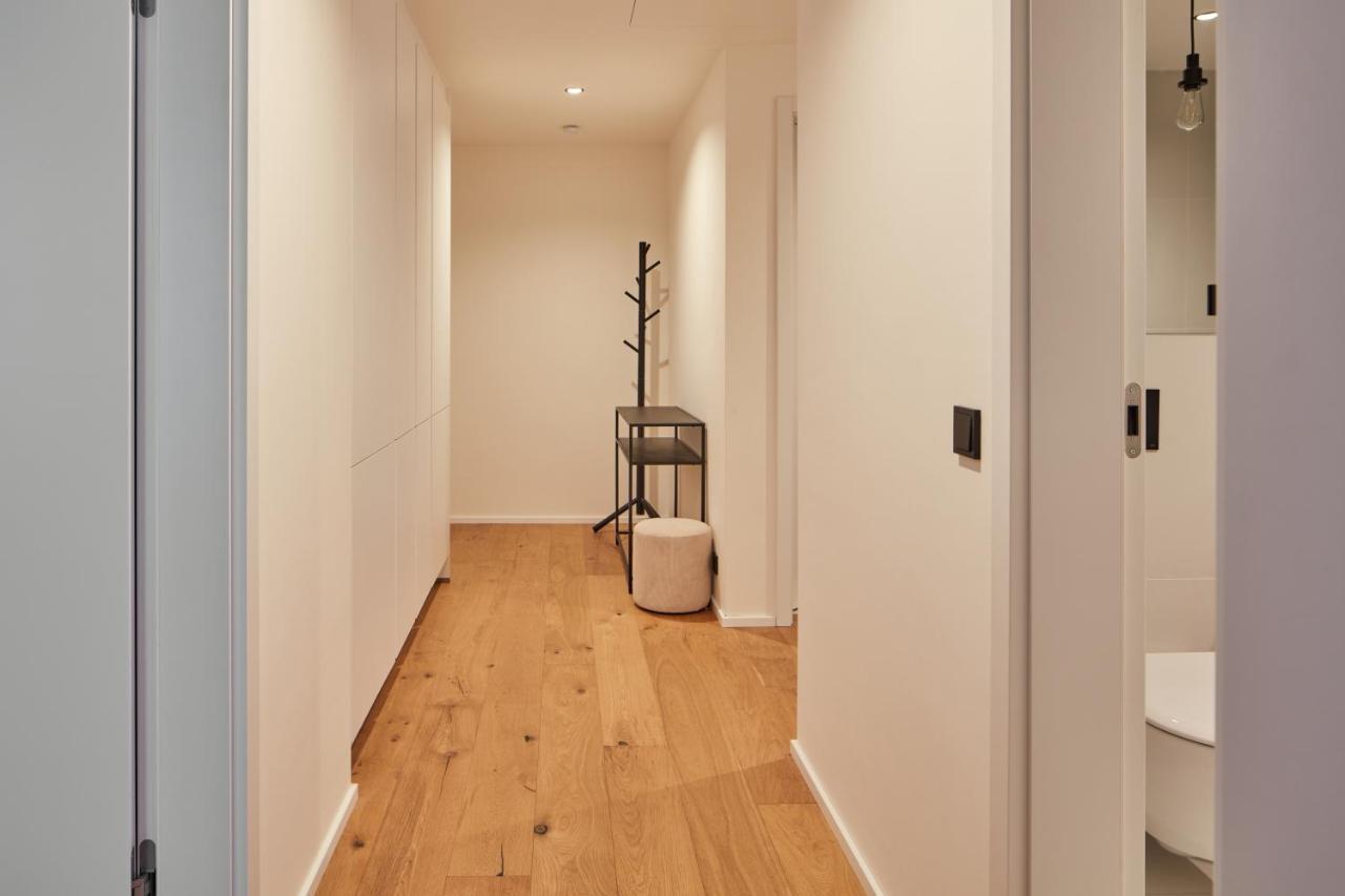Days - Designer Apts - Garage - Terrace - Easy Access Praga