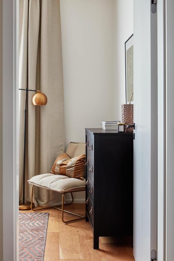 Days - Designer Apts - Garage - Terrace - Easy Access Apartamento *