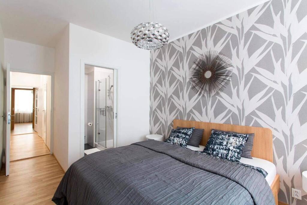 Friendly Private In The Sharing Flat * Prague