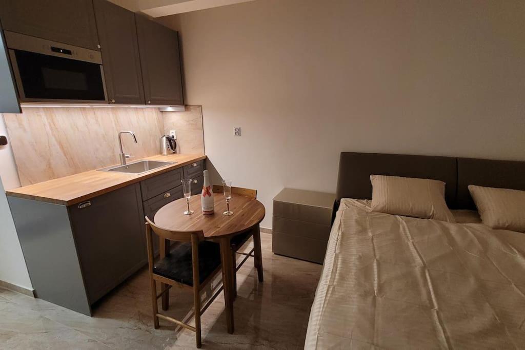 Luxusni Nedaleko Centra Apartment Prague
