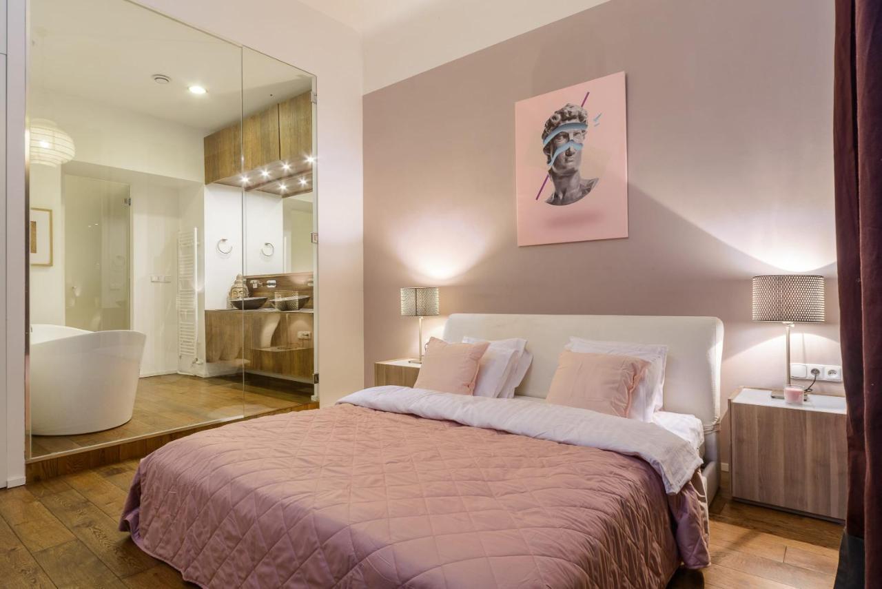 Apartment Luxury Three-room