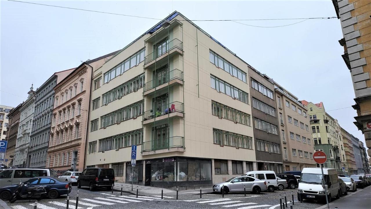 Luxusni Nedaleko Centra Appartement