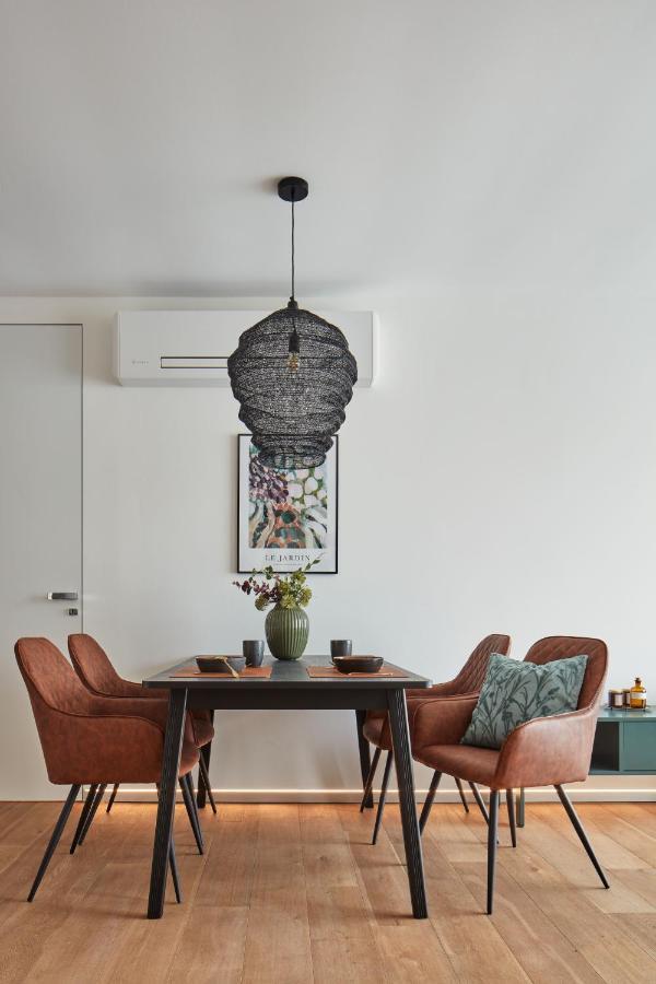 Days - Stylish With Terrace - Parking - Quiet Area Appartement Prague