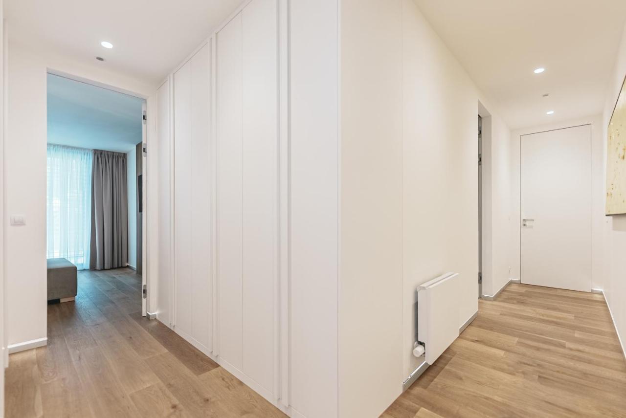 Appartement Days - Stylish With Terrace - Parking - Quiet Area