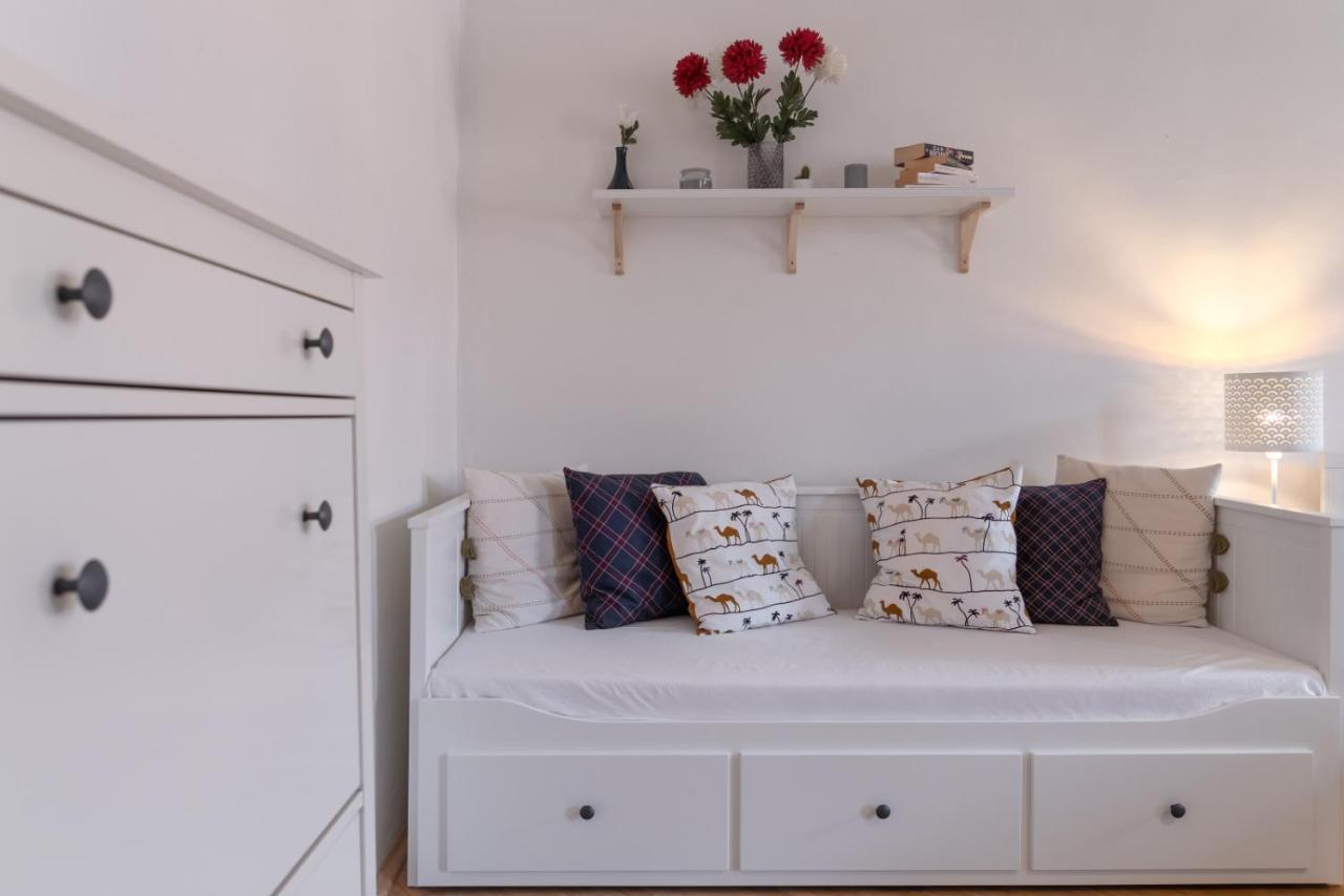 Apartamento Aparts By The Bridge Praga