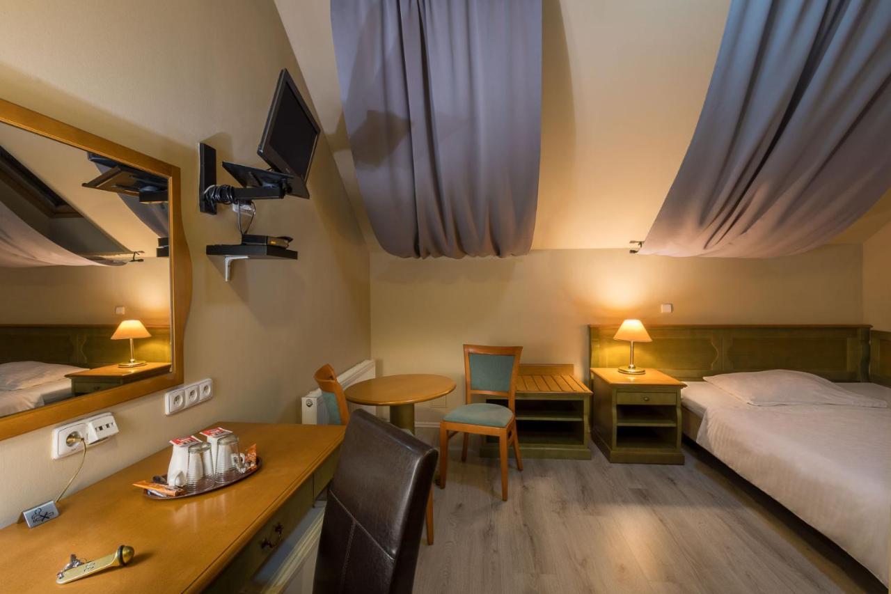 Augustus Et Otto Hotel 4*
