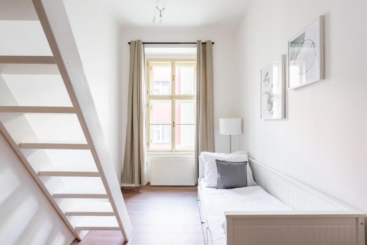 Apartment Budget Reznicka *