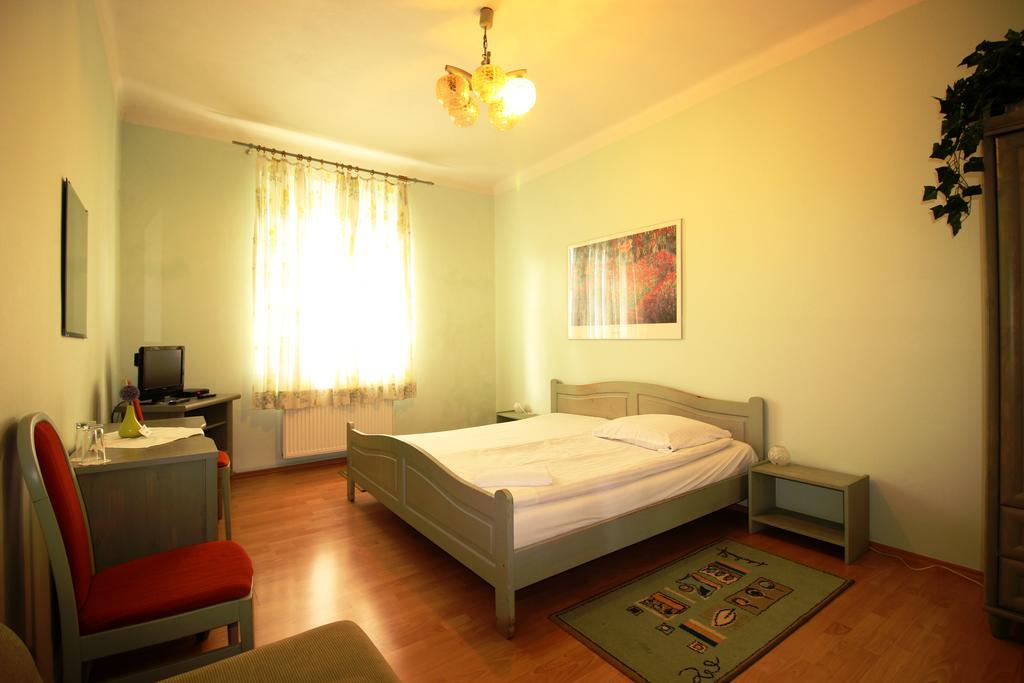 Berg Guest house 3*