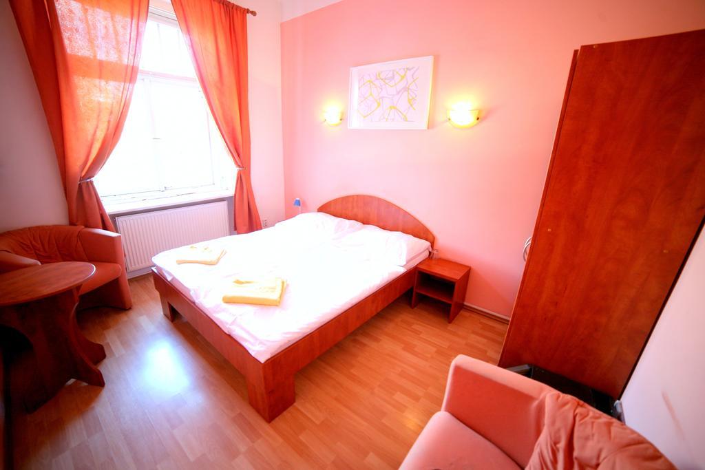 Hotel Leon 3* Prague