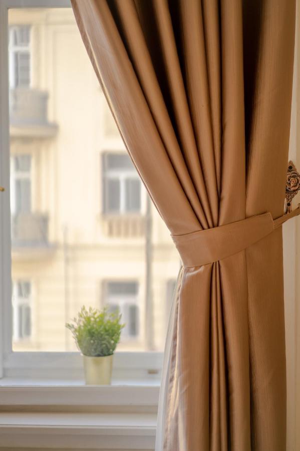 Exclusive With A View Of Castle And Vltava River * Praga