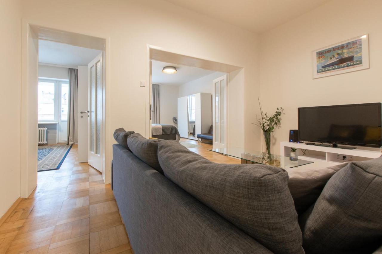 As Aparts. Old Town Square Apt. Daire *