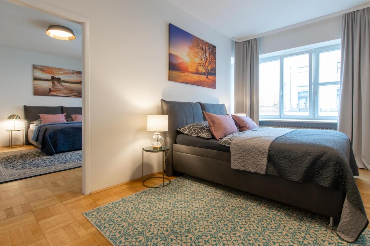 Apartment As Aparts. Old Town Square Apt. *