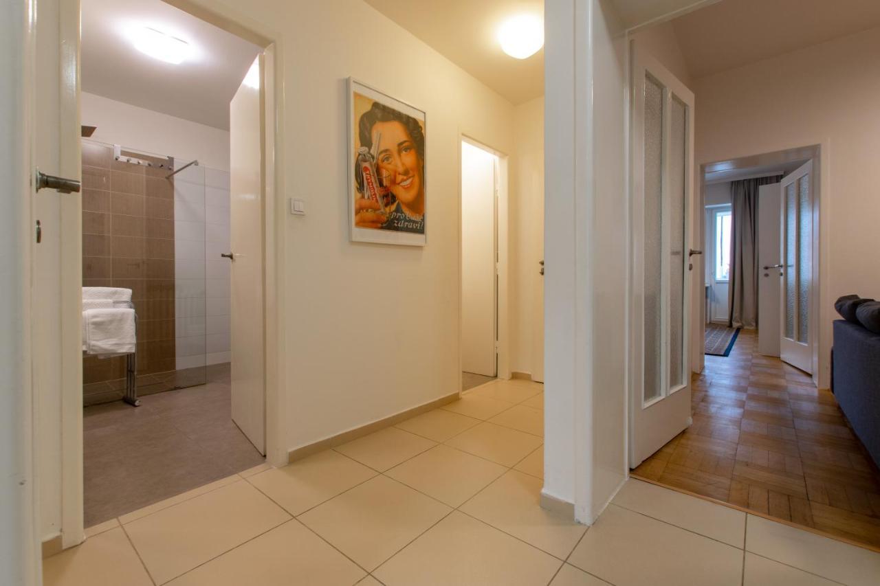 Apartment As Aparts. Old Town Square Apt. *