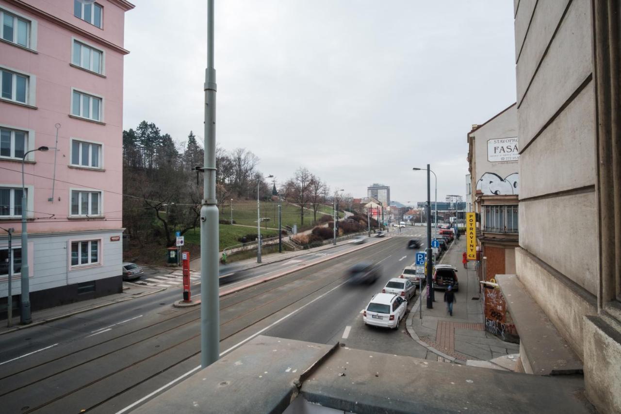 Appartement Spacious In Karlin By Days
