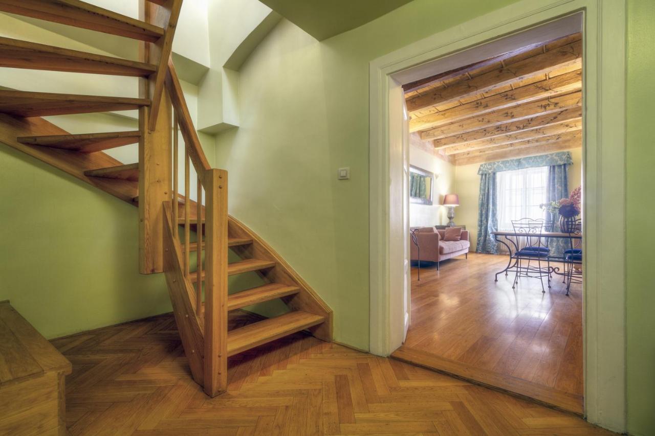 Otel Black Star Prag
