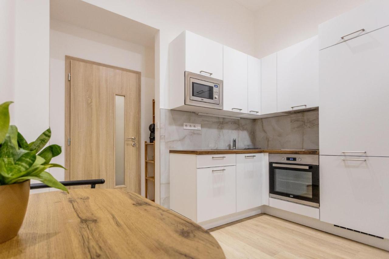 Apartment Unique In Karlin By Days *