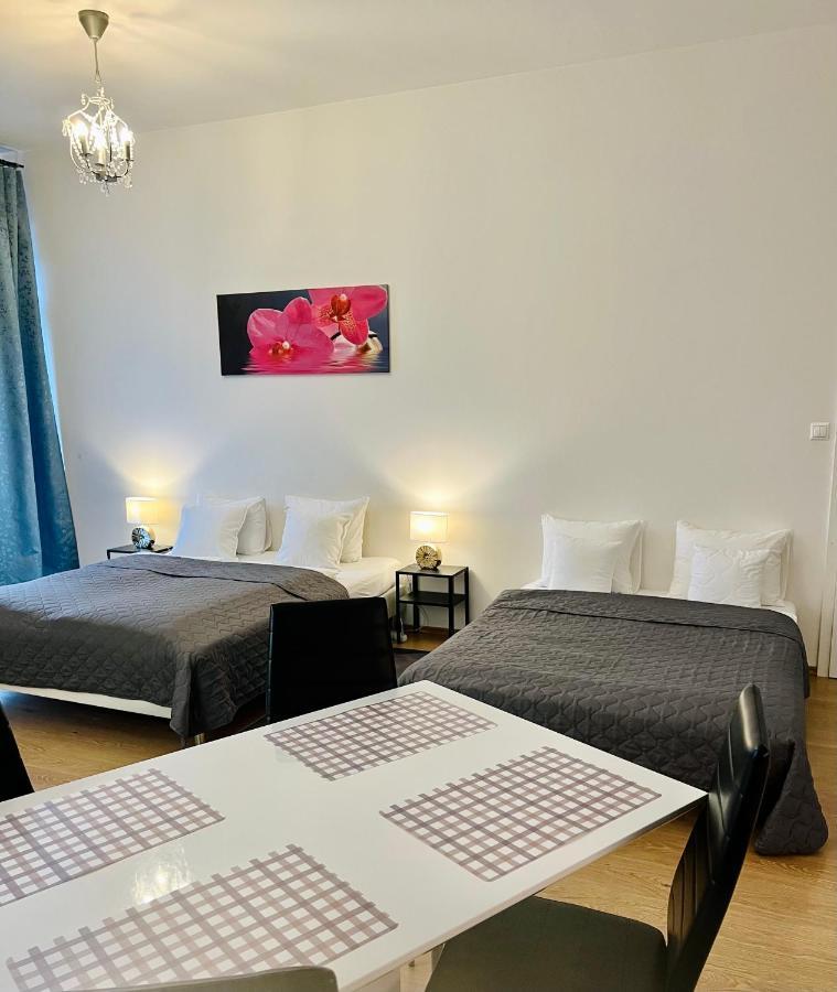 Maria - Free Parking Apartment Prague